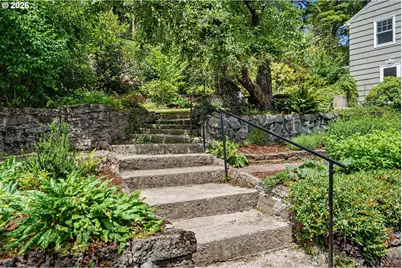 11 NW Edgewood Dr, Corvallis, OR 97330 - Photo 44