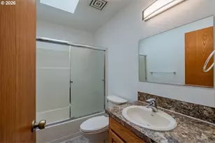 1566 NE Laurelwood Cir, Canby, OR 97013 - Photo 24