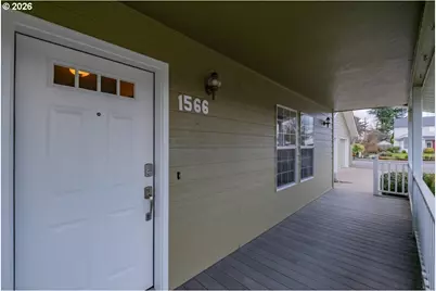 1566 NE Laurelwood Cir, Canby, OR 97013 - Photo 2