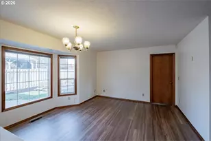 1566 NE Laurelwood Cir, Canby, OR 97013 - Photo 8