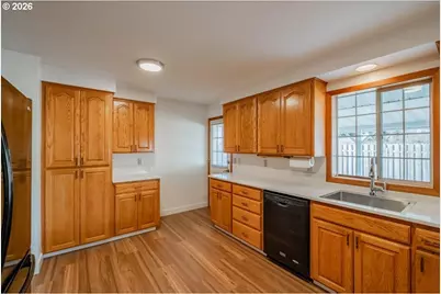 1566 NE Laurelwood Cir, Canby, OR 97013 - Photo 12