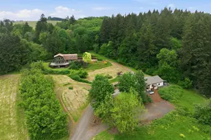 19231 NE Fairview Dr, Dundee, OR 97115 - Photo 2