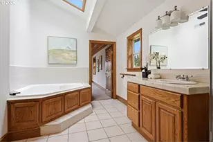 19231 NE Fairview Dr, Dundee, OR 97115 - Photo 24