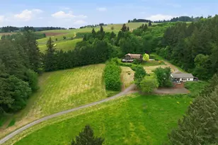 19231 NE Fairview Dr, Dundee, OR 97115 - Photo 1