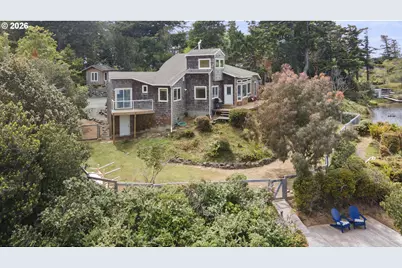 1008 Lakeshore Dr, Port Orford, OR 97465 - Photo 4