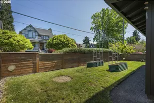 7329 N Jordan Ave, Portland, OR 97203 - Photo 26