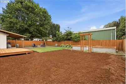 605 NE Oregon St, McMinnville, OR 97128 - Photo 24