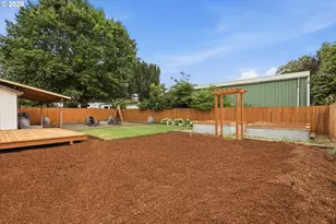 605 NE Oregon St, McMinnville, OR 97128 - Photo 24