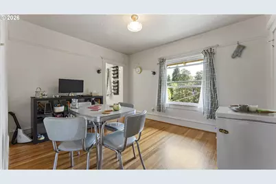 2333 NE Schuyler St, Portland, OR 97212 - Photo 24