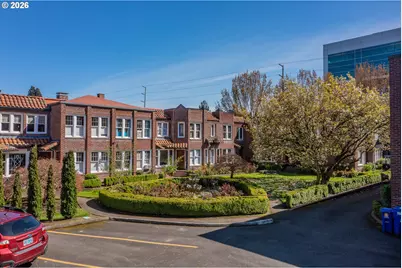 4341 NE Halsey St #18, Portland, OR 97213 - Photo 22