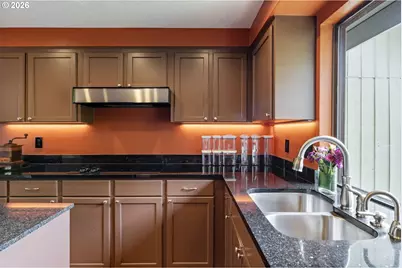 116 Touchstone Ter, Lake Oswego, OR 97035 - Photo 14