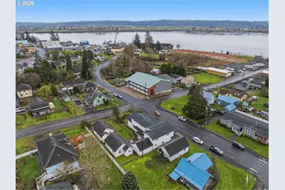 180 Second St, Cathlamet, WA 98612 - Photo 10
