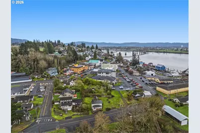 180 Second St, Cathlamet, WA 98612 - Photo 6
