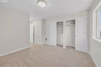 9265 E Burnside St, Portland, OR 97216 - Photo 12