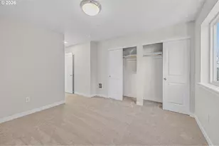 9265 E Burnside St, Portland, OR 97216 - Photo 12