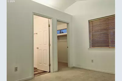 11829 SE Mill Ct, Portland, OR 97216 - Photo 12