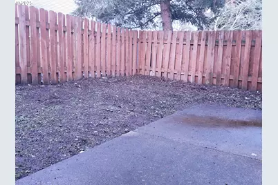 11829 SE Mill Ct, Portland, OR 97216 - Photo 22