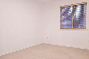 11829 SE Mill Ct, Portland, OR 97216 - Photo 20