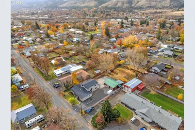 2708 N Depot St, La Grande, OR 97850 - Photo 1