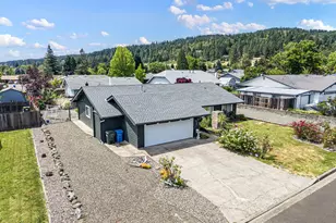 229 N Grove Ln, Sutherlin, OR 97479 - Photo 1