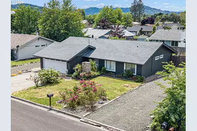 229 N Grove Ln, Sutherlin, OR 97479 - Photo 42