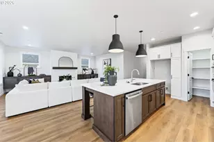 516 W 20th Wy, La Center, WA 98629 - Photo 8