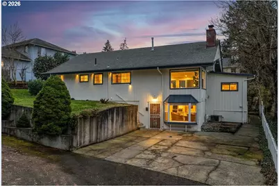 1215 NE 157th Ave, Portland, OR 97230 - Photo 2