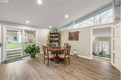 1215 NE 157th Ave, Portland, OR 97230 - Photo 12