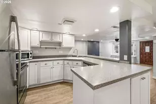 1215 NE 157th Ave, Portland, OR 97230 - Photo 36