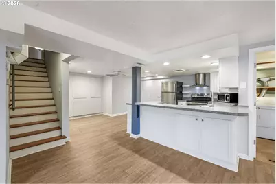 1215 NE 157th Ave, Portland, OR 97230 - Photo 32