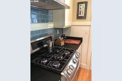 1403 SE 25th Ave, Portland, OR 97214 - Photo 8