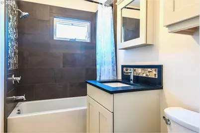 1403 SE 25th Ave, Portland, OR 97214 - Photo 12