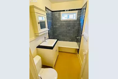 1403 SE 25th Ave, Portland, OR 97214 - Photo 14