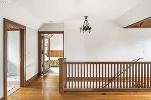 8219 SW 56th Ave, Portland, OR 97219 - Photo 32