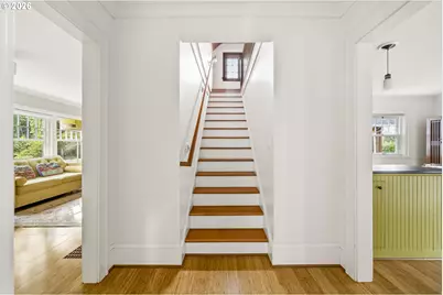 8219 SW 56th Ave, Portland, OR 97219 - Photo 30