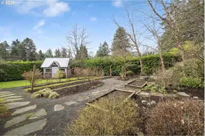 8219 SW 56th Ave, Portland, OR 97219 - Photo 44