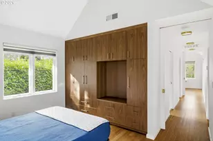 8219 SW 56th Ave, Portland, OR 97219 - Photo 20