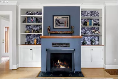 8219 SW 56th Ave, Portland, OR 97219 - Photo 8