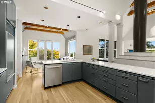 444 NW Hermosa Blvd, Portland, OR 97210 - Photo 14