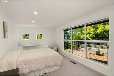 444 NW Hermosa Blvd, Portland, OR 97210 - Photo 24