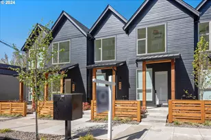 809 N Failing St, Portland, OR 97227 - Photo 2