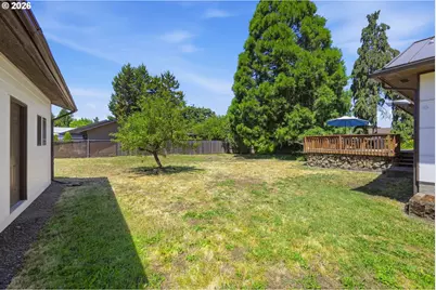 110 Corliss Ln, Eugene, OR 97404 - Photo 42