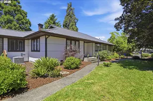 110 Corliss Ln, Eugene, OR 97404 - Photo 8