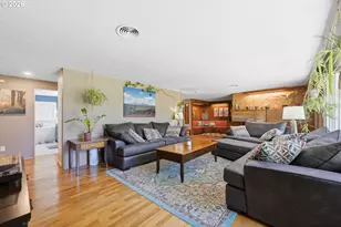 110 Corliss Ln, Eugene, OR 97404 - Photo 12