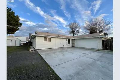 885 W Duane Ave, Hermiston, OR 97838 - Photo 2