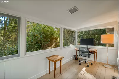 2666 SW Brae Mar Ct, Portland, OR 97201 - Photo 12