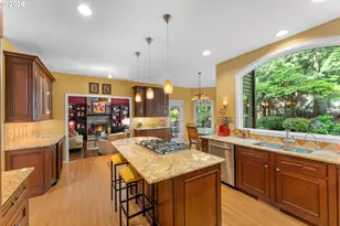 752 SW Regency Terrace, Portland, OR 97225 - Photo 14