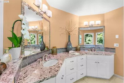 752 SW Regency Ter, Portland, OR 97225 - Photo 26