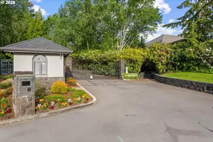 752 SW Regency Terrace, Portland, OR 97225 - Photo 46