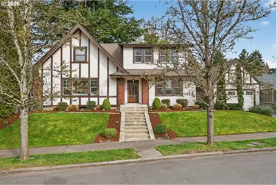 2311 NE Regents Dr, Portland, OR 97212 - Photo 2